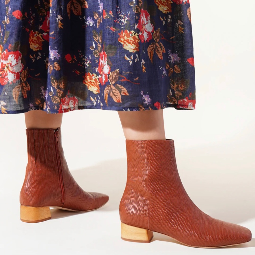 Charlotte Stone Henri Boot Size 8 Whiskey